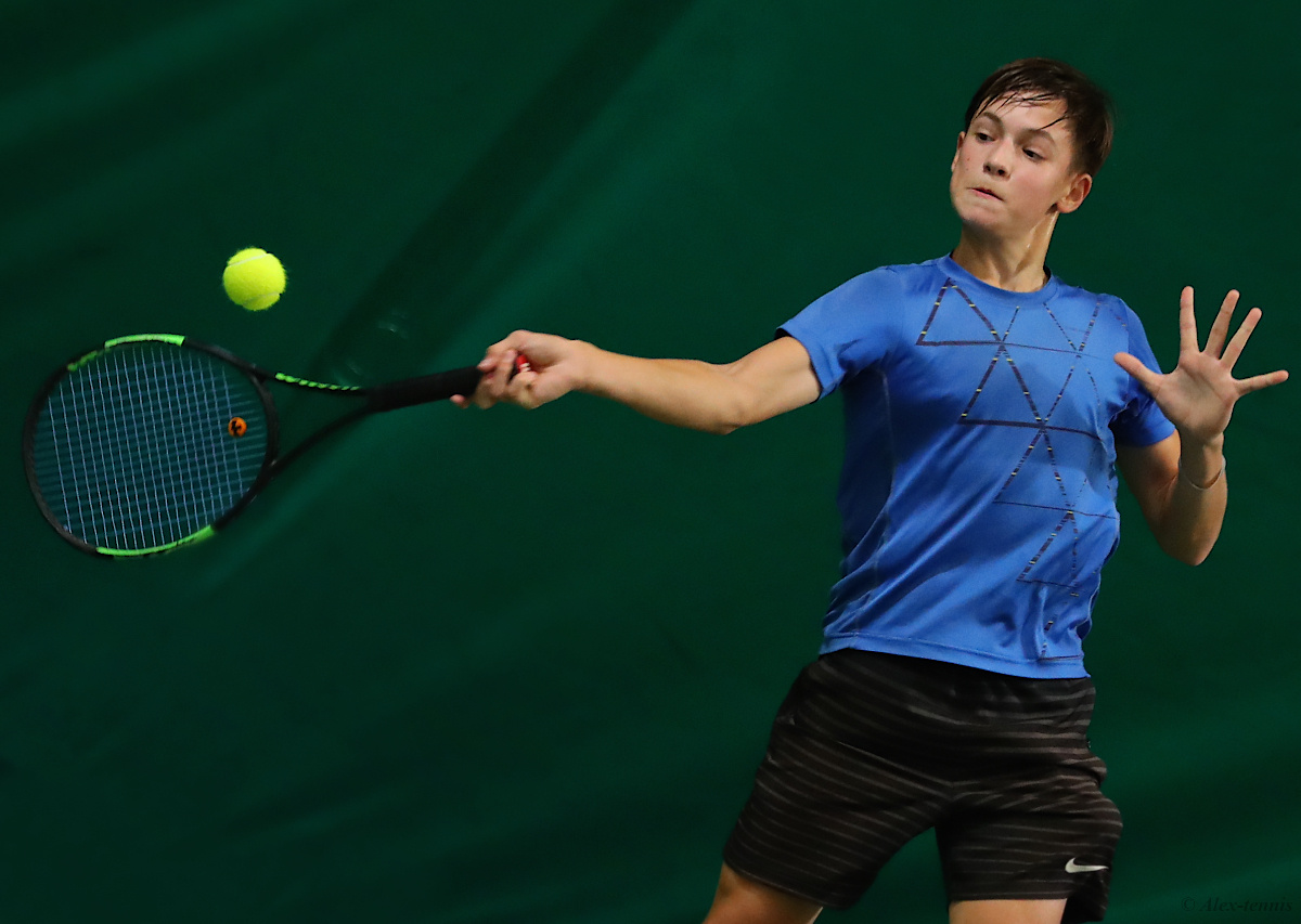 Under 15... tennis big moscow junior russia racket ball court Alextennis