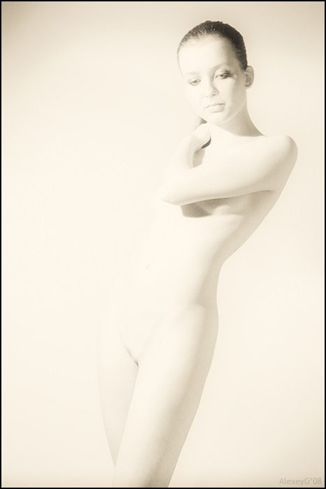 Simple Nude 