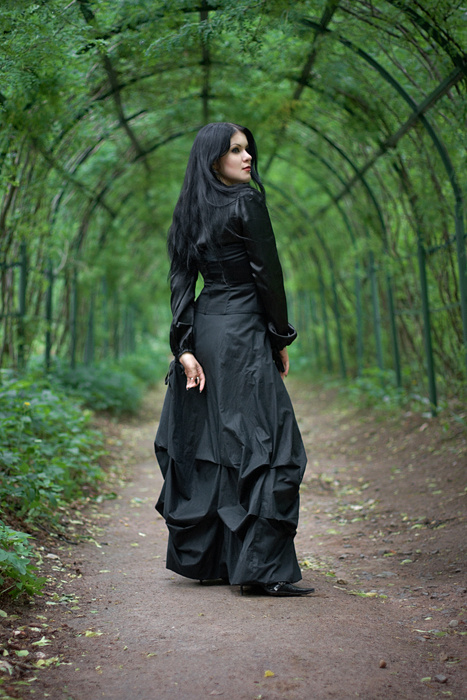 Woman Of Dark Desires gothic 