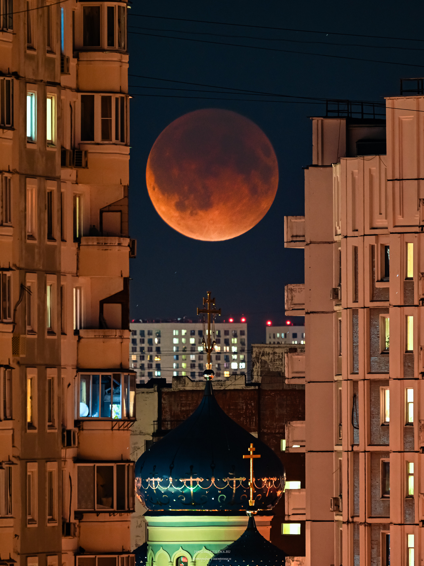 Лунное затмение лунное затмение луна город