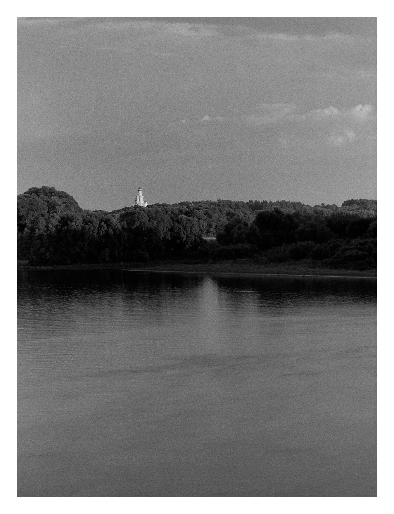 Устье Волхова Новгород Пленка Nikon FG Carl Zeiss Jena Sonnar MC 135 2.8 Fomapan 100-135 Xtol 1 0 5.5 min DSLR Scan