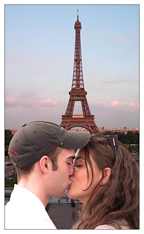Французский поцелуй поцелуй Эйфелева башня