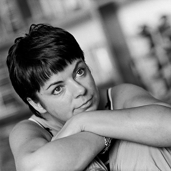 ... девушка