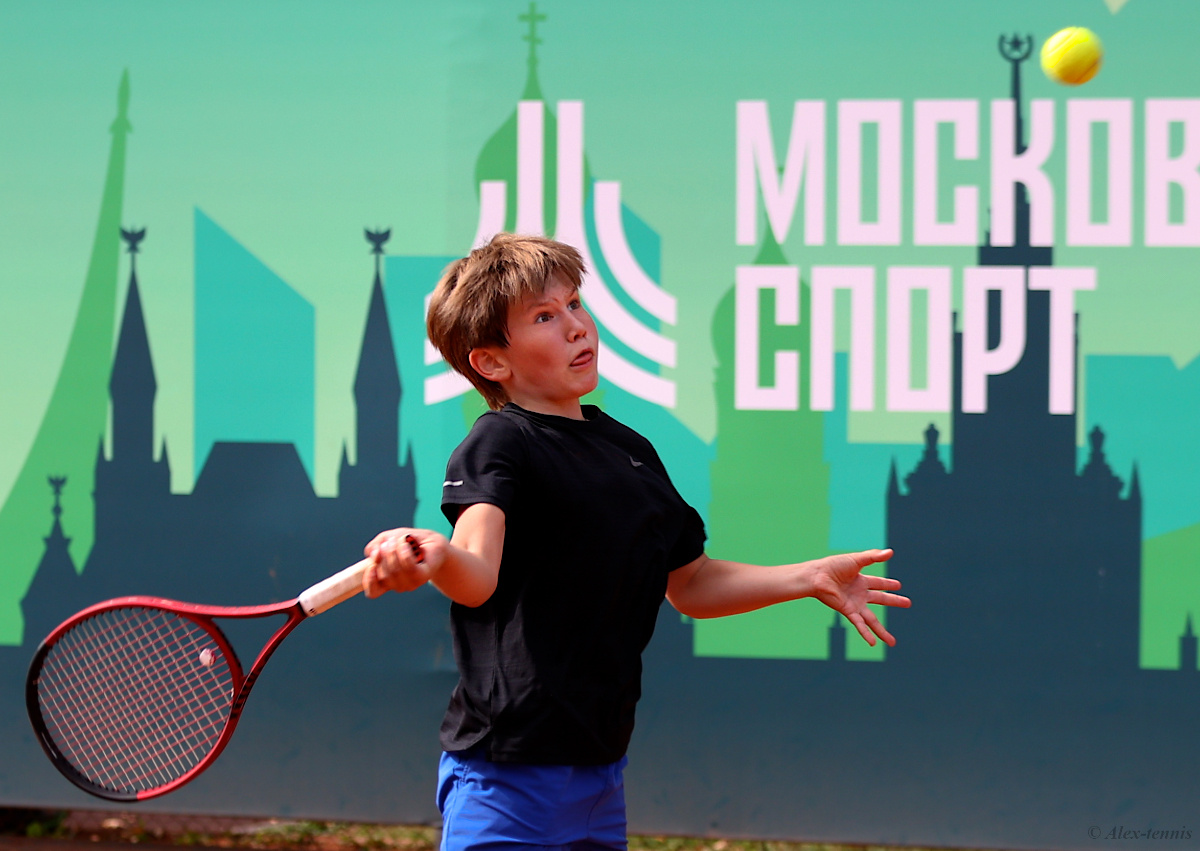 *** tennis big moscow junior russia racket ball court Alextennis