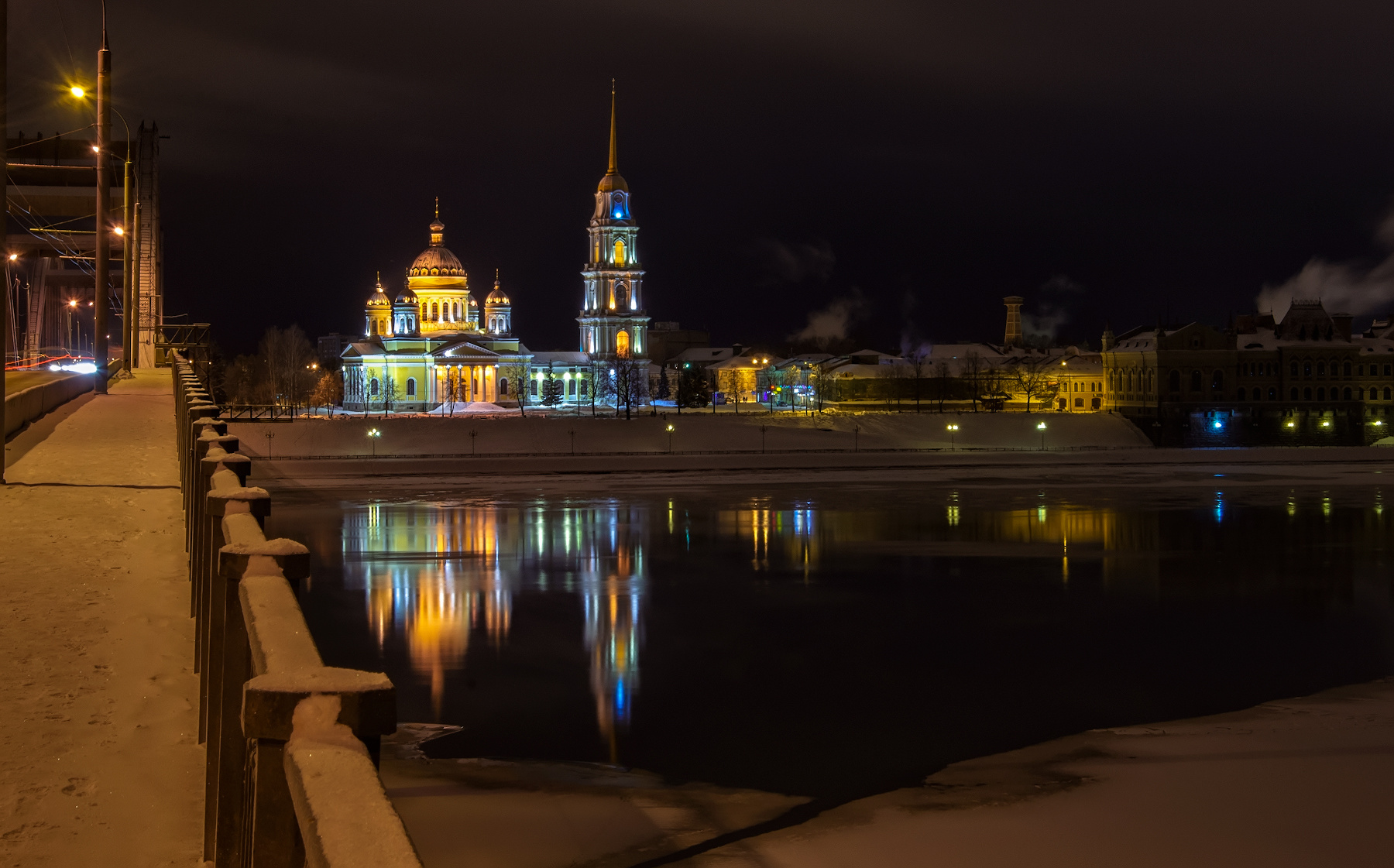 Рыбинск в ночи 