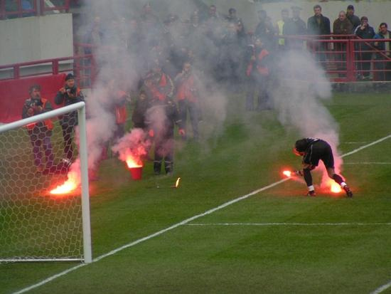 все приходится делать самому... футбол спартак зенит фаер пиротехника