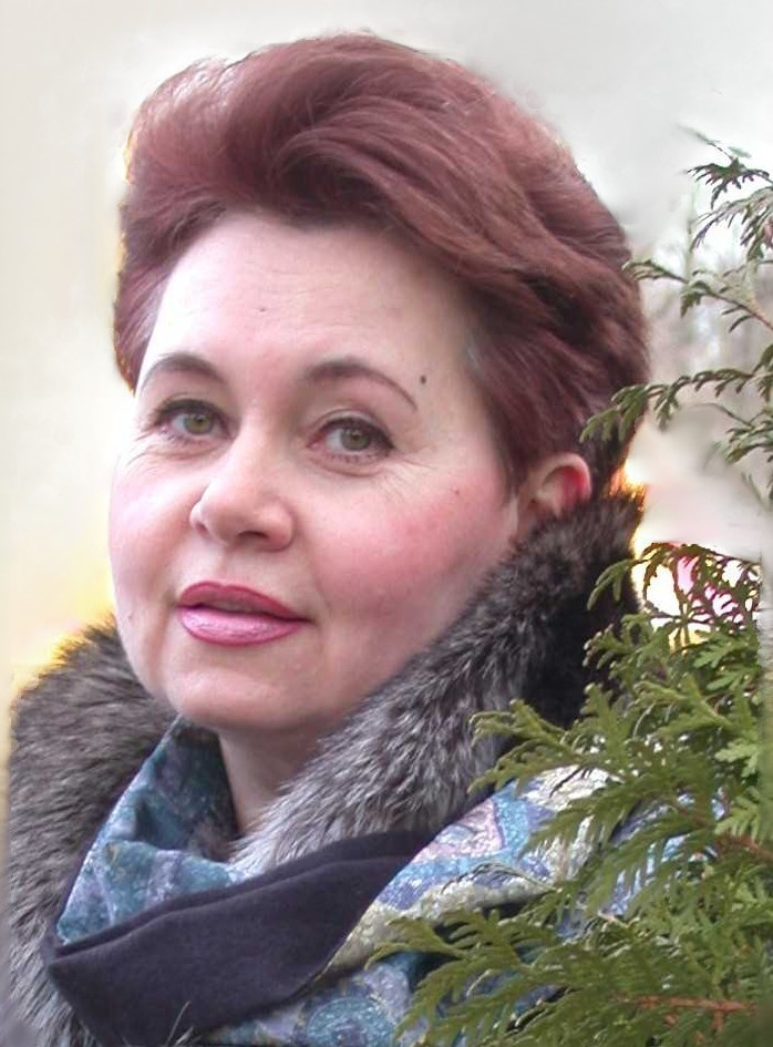 пока мы молоды с Весной Елена Голованова Москва столица Россия Сокольники радость жизнь красота доброта совершенство спутник помощница работница инженер конструктор авиа женщина чистота польза журналист