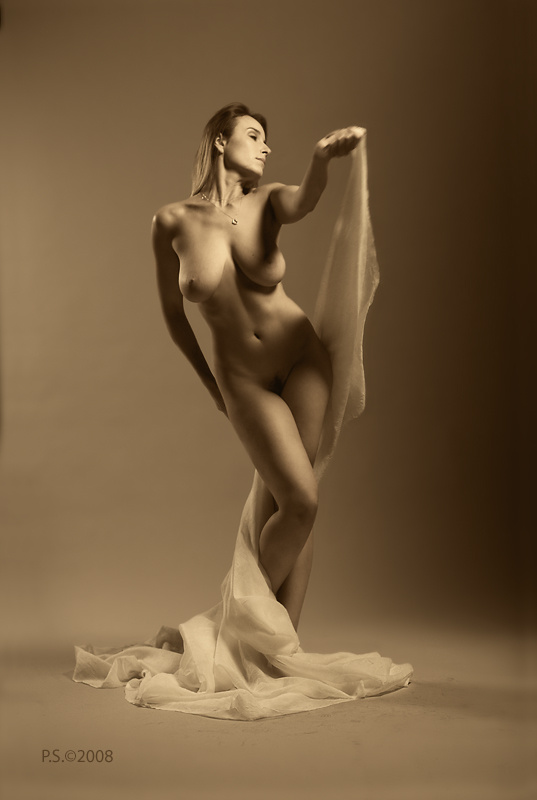 Curves of Grace Девушка
