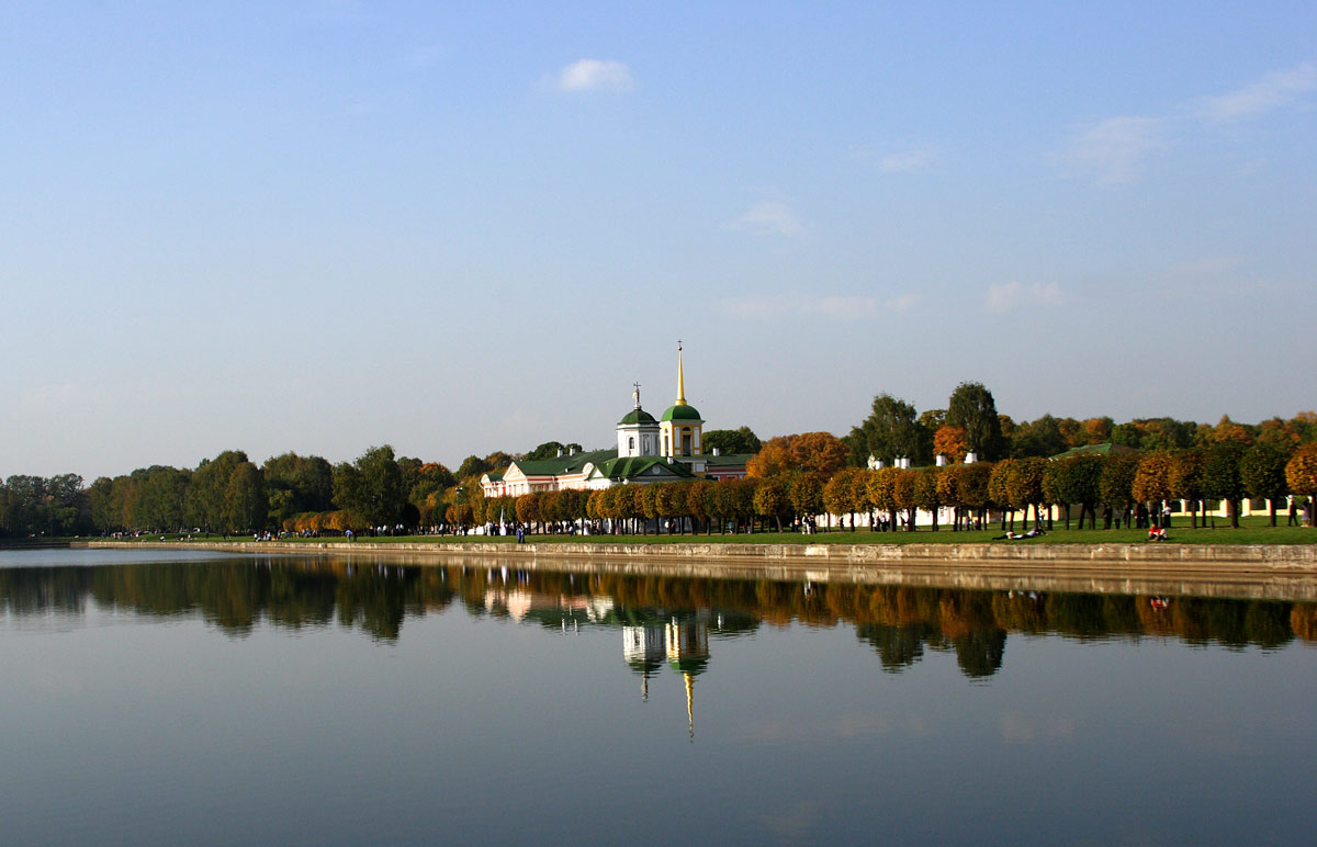 Вечер. Золотая осень в Кусково 
