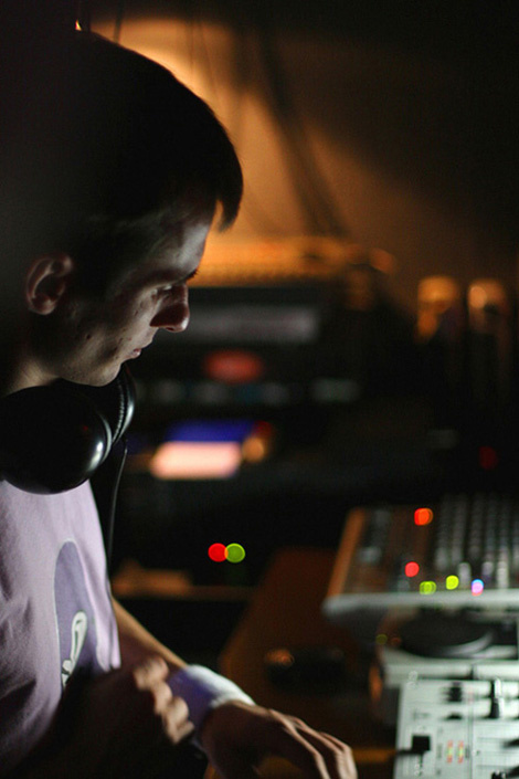 DJ ZOLIN 