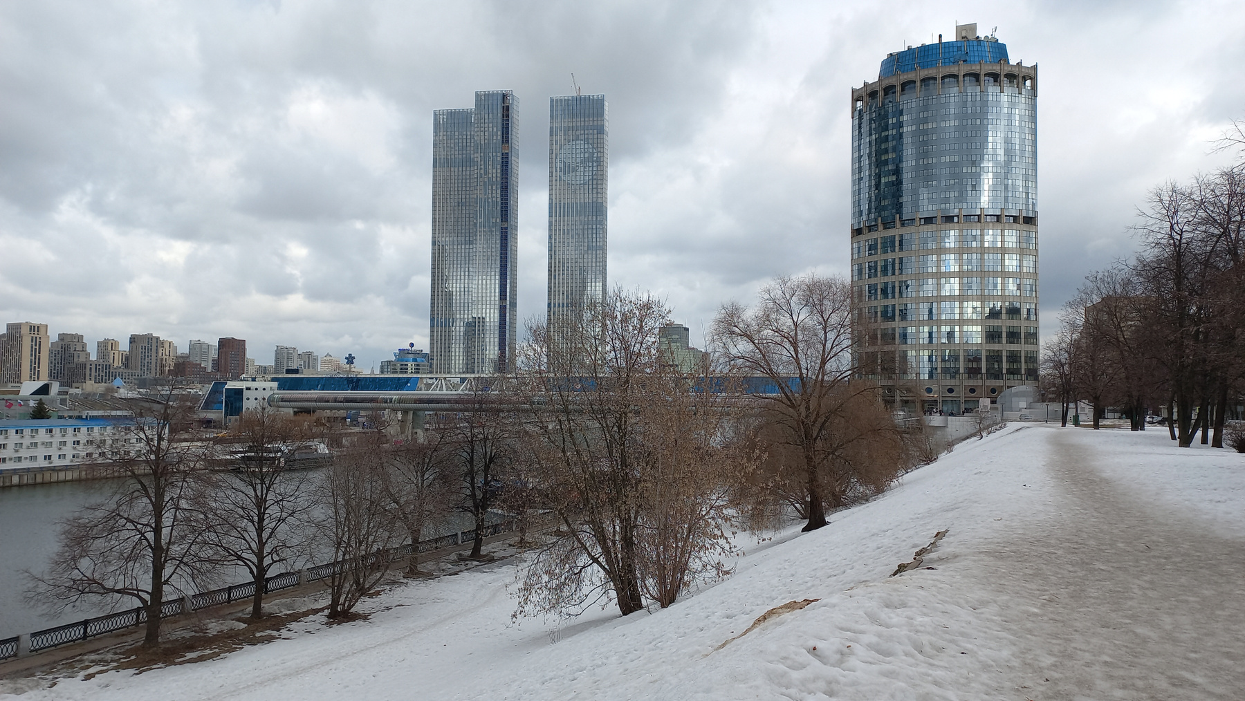 набережная Тараса Шевченко Москва