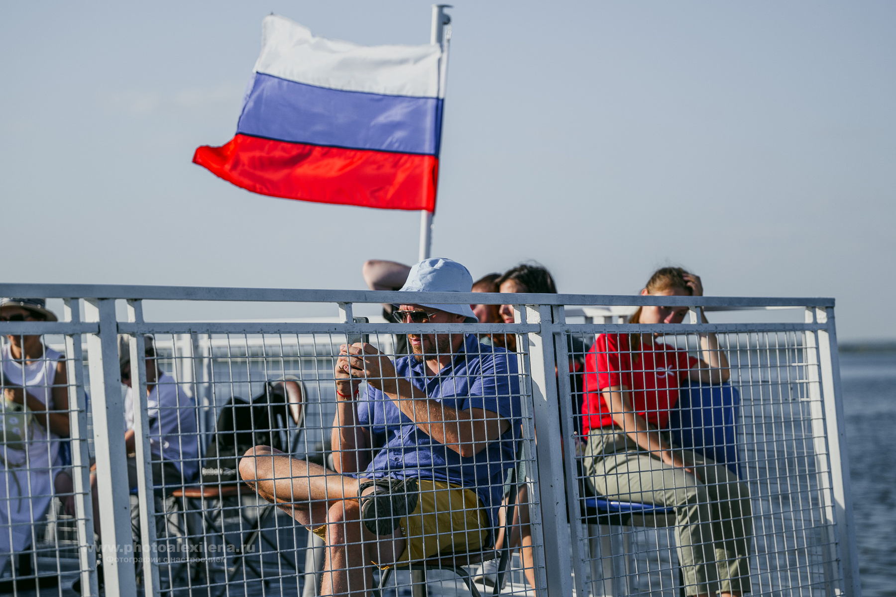 Триколор россия триколор флаг пароход волга казань