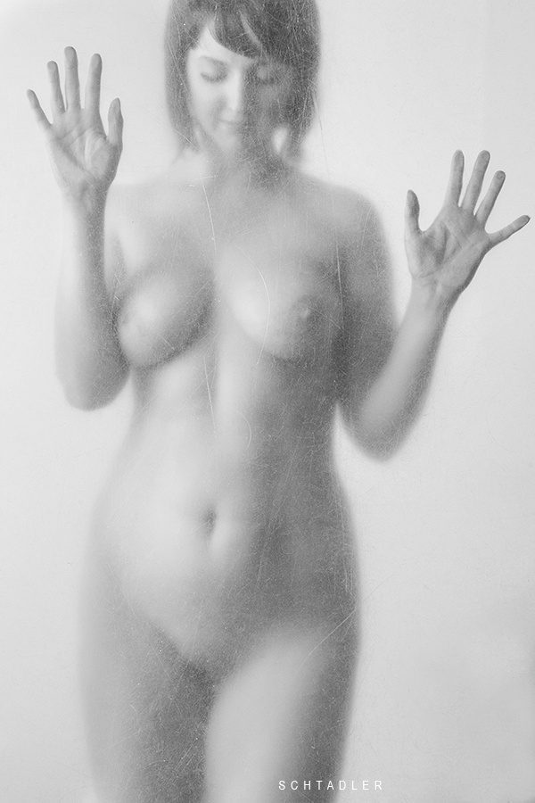 ⦾ 