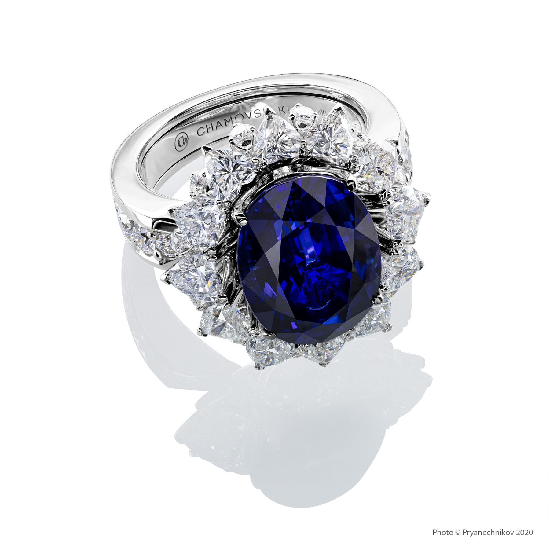 Рекламное фото ювелирных изделий и драгоценных камней. Precious Gems Pryanechnikov