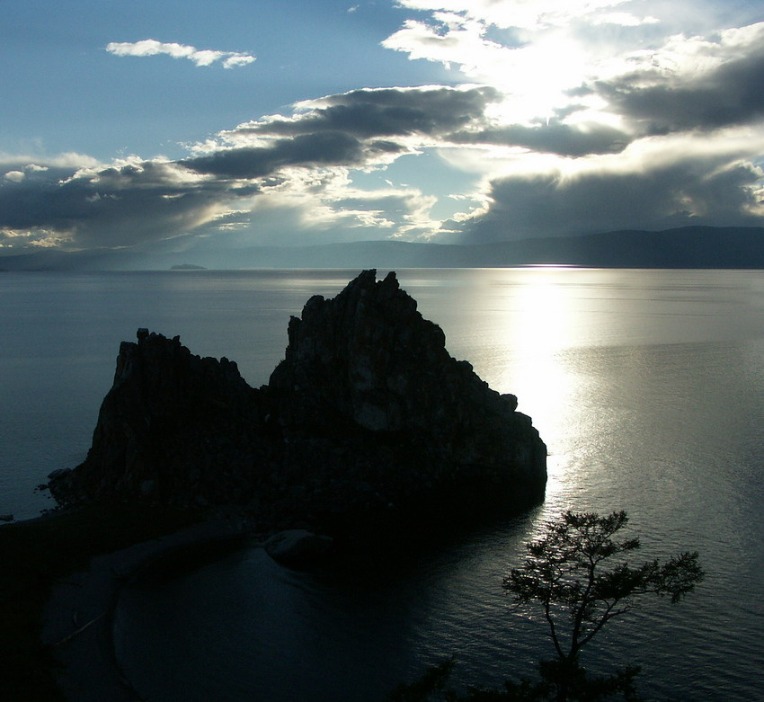 Символ Байкала Озеро Байкал, остров Ольхон, Малое море.