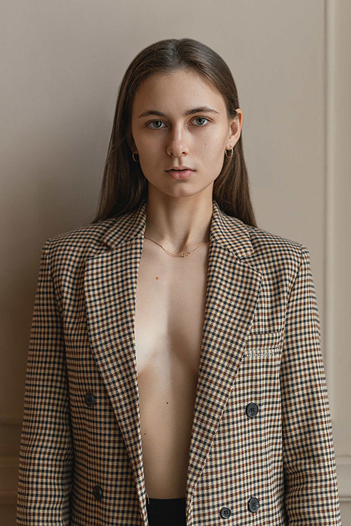 Настя portrait girl beauty eyes russian canon fashion woman art sexy femme movie mood cinematic inspiration daylight popular post-processing antonharisov fotoshi photography model