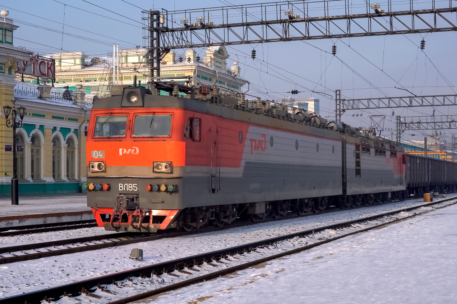 * * * * * railway железная дорога locomotive локомотив электровоз поезд train Russia Siberia Irkutsk Россия Сибирь Иркутск споттинг spotting