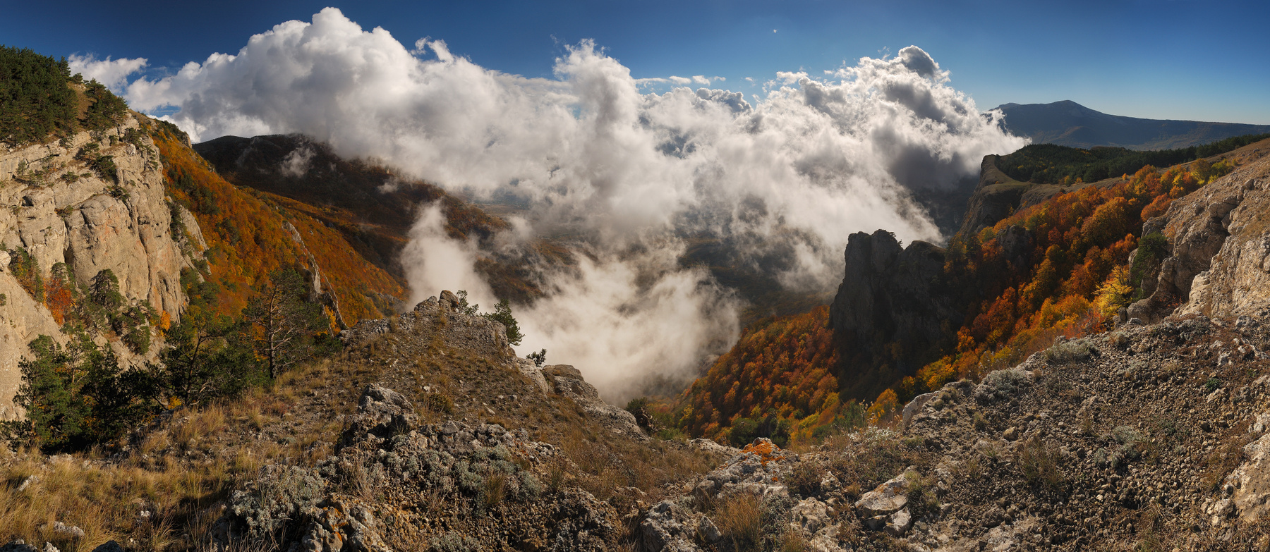 Облачный день Крым,Демерджи,облака,осень