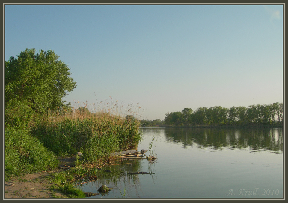С думой о вечернем клёве... вечер, рыбалка, клёв, водоём, камыши