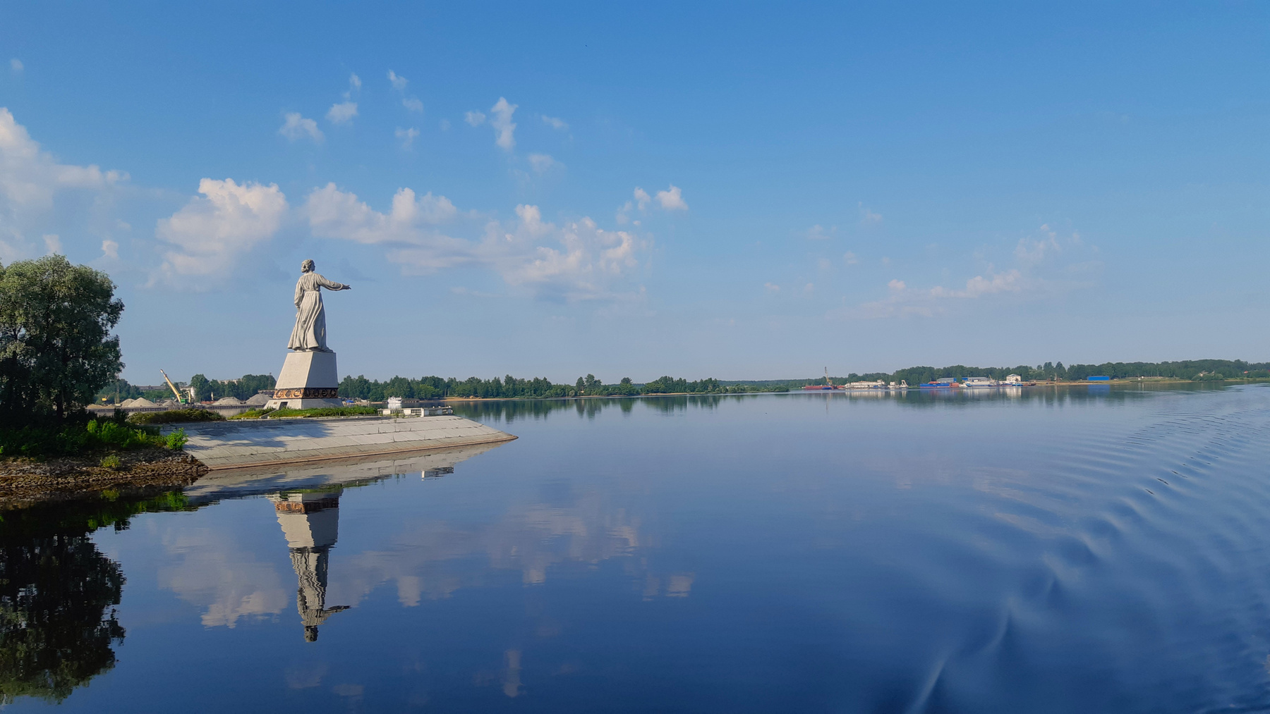 Волга встречает 