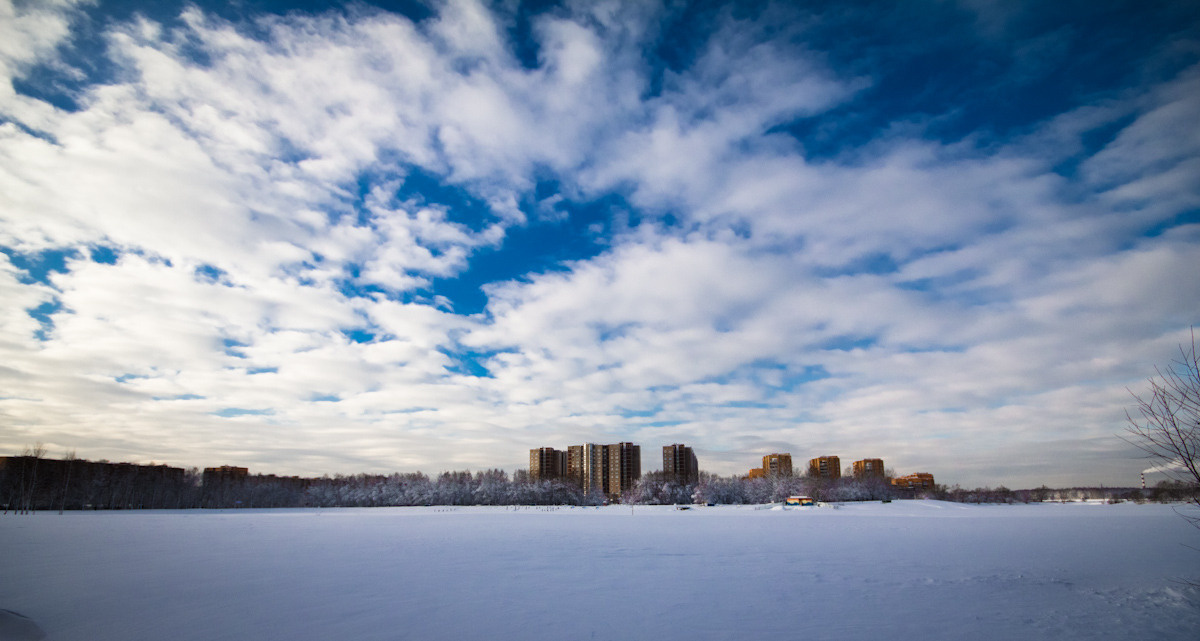город и небо 