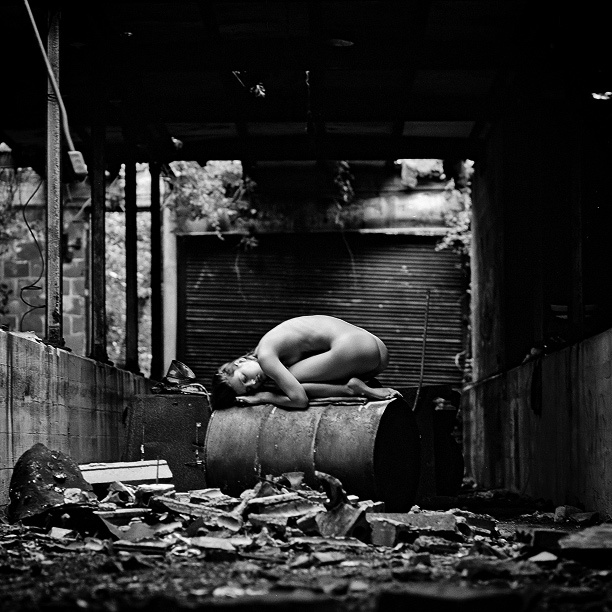 submission b/w
