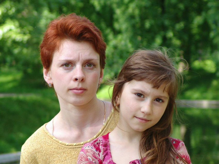 Женщины портрет парк май