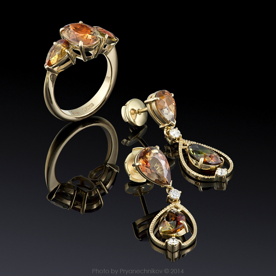 Jewellery Photography. Фото Ювелирных изделий с бриллиантами, драгоценными камнями и эмалью. Ювелирный постер. Diamond Jewelry. Сергей Прянечников Pryanechnikov Редкие камни андалузит