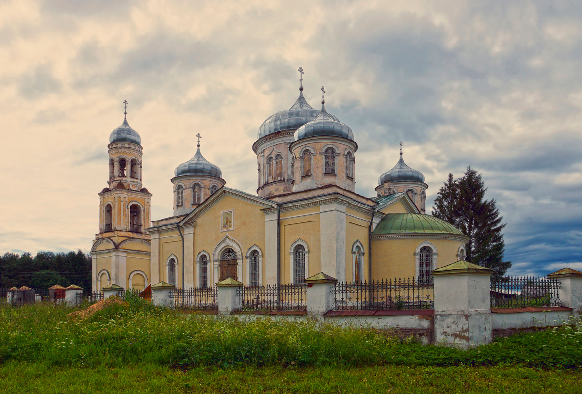В Красном село храм вера
