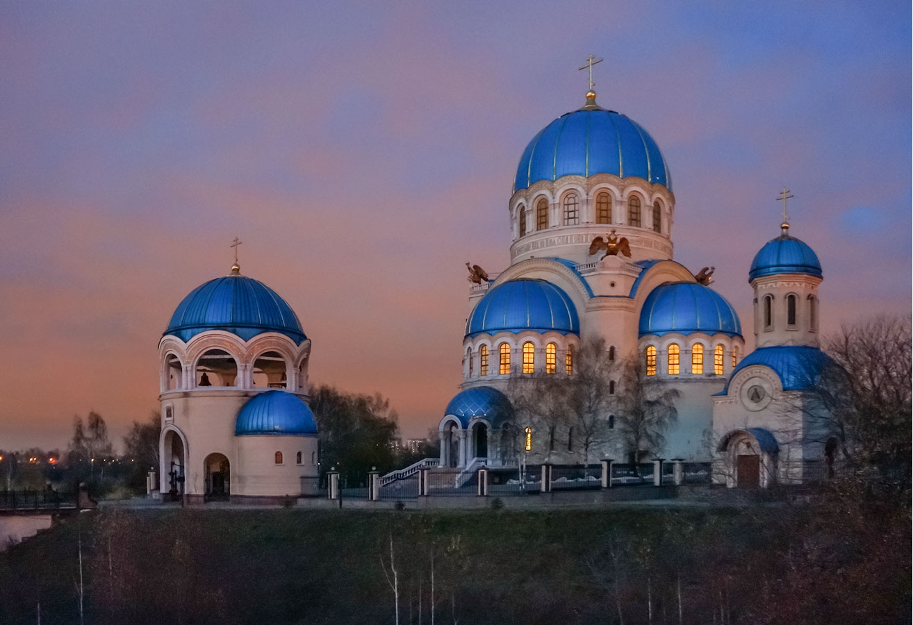 Храм Троицы Живоначальной на Борисовских прудах храм троицы живоначальной борисовские пруды