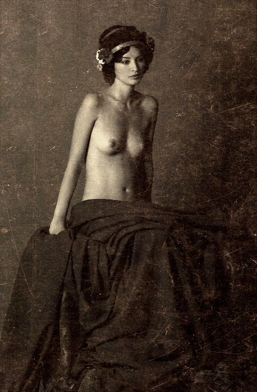 Вне времени. старинная фотография открытка ретро