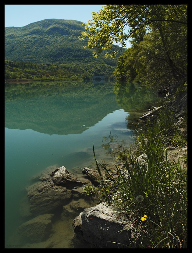 Le midi d`Avril sur le Rhone 