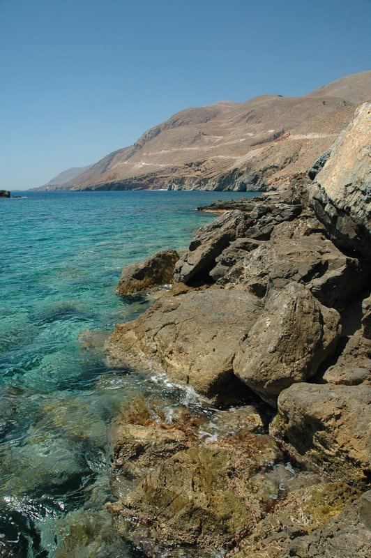 *** крит сфакия камни море