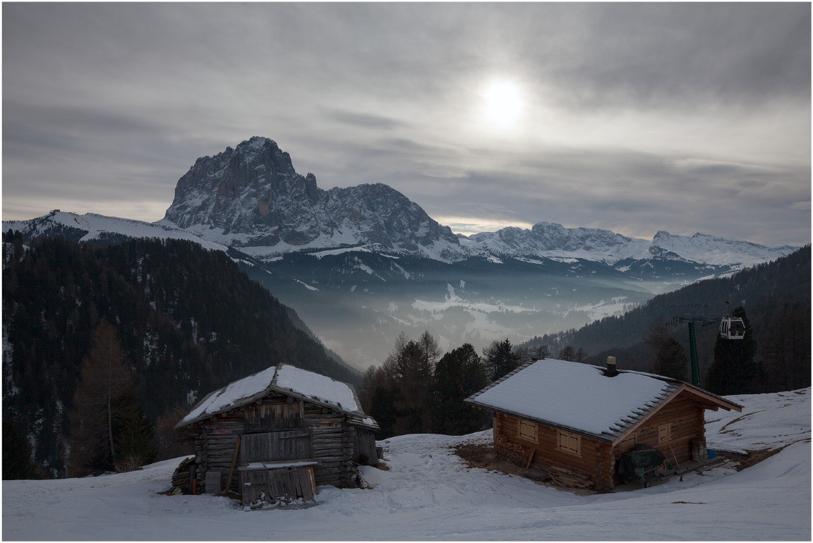 Доломитовая дымка Italia Dolomiti Val Gardena Santa Cristina Италия доломитовые Альпы долина Валь Гардена Санта Кристина