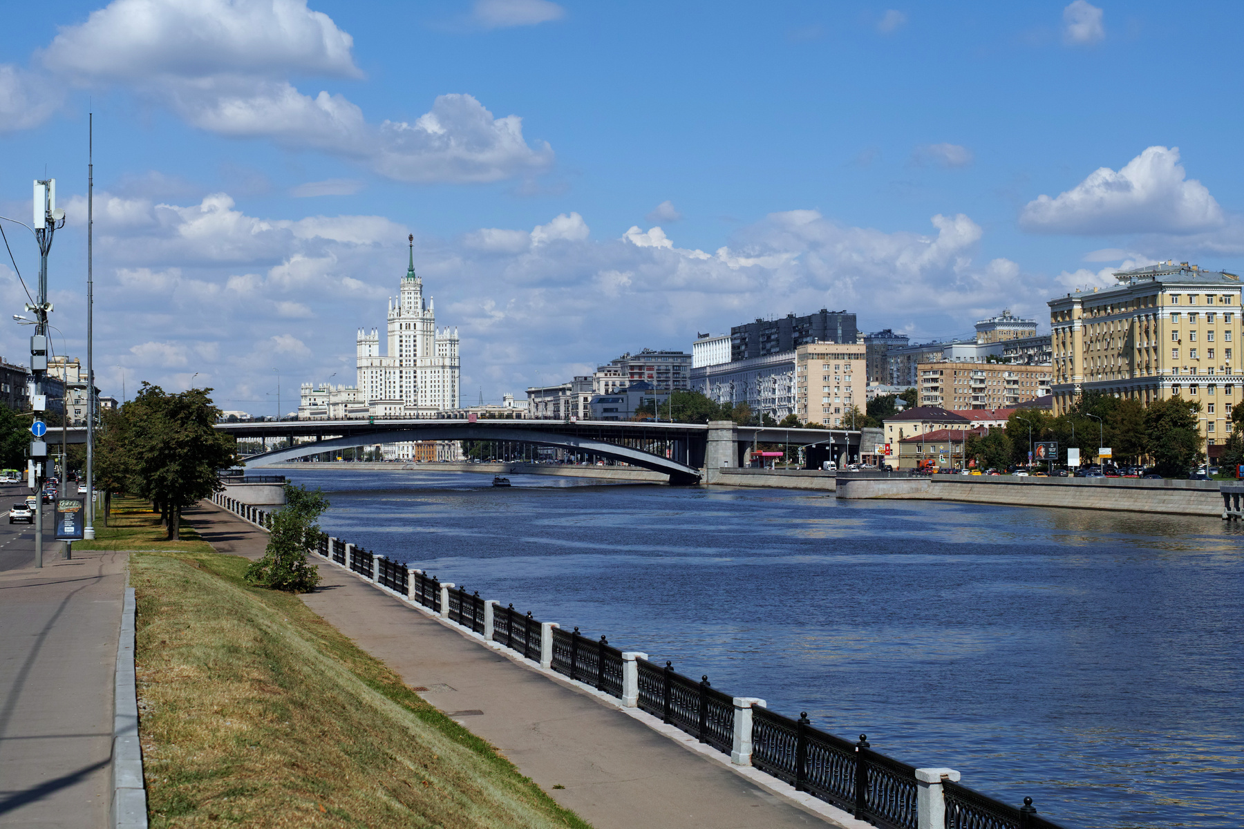 Большой Краснохолмский мост город Москва река мост Большой Краснохолмский