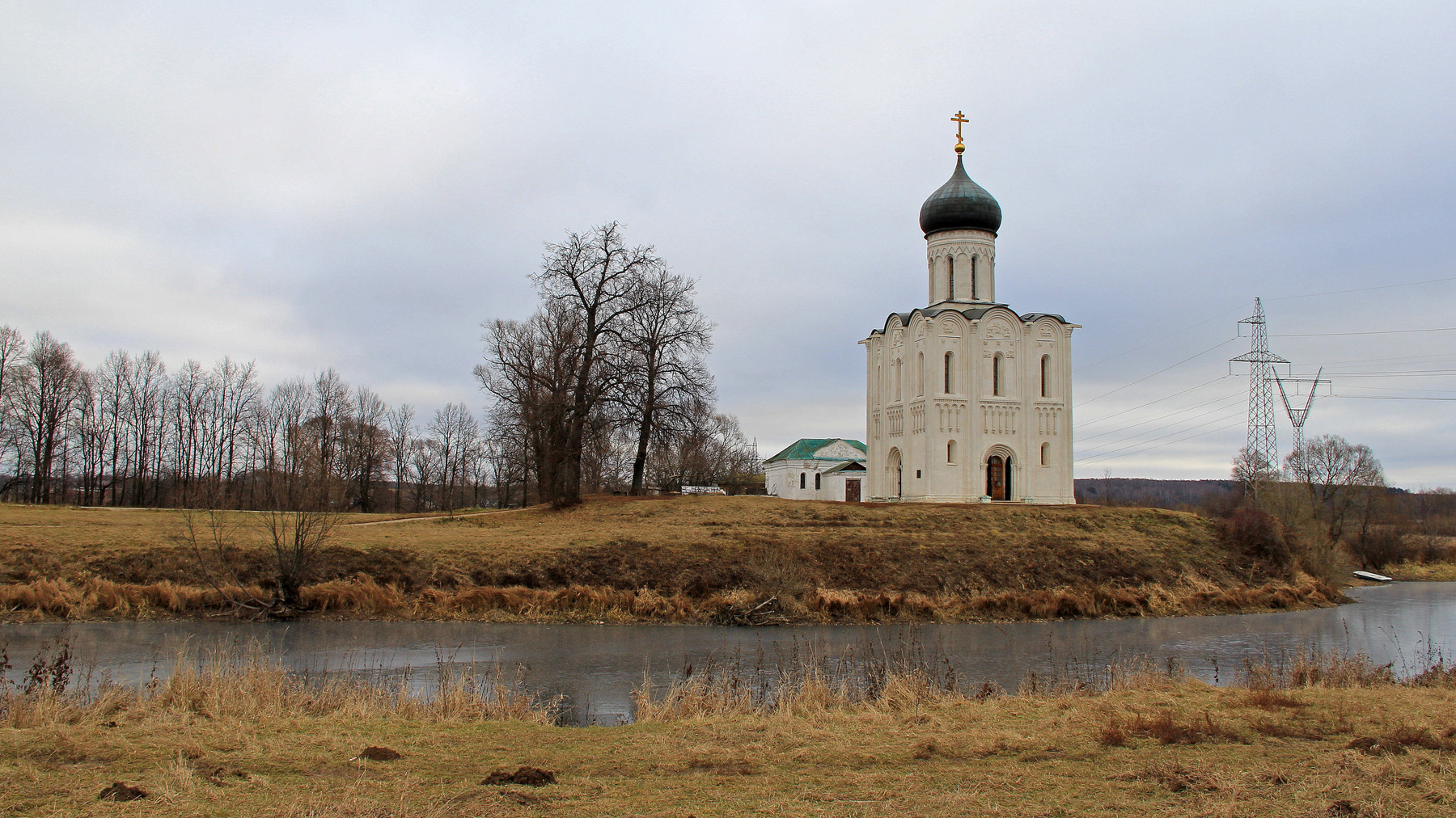 Храм в честь Покрова Пресвятой Богородицы на Нерли Дата сооружения: середина XII века. Боголюбово Архитектура История