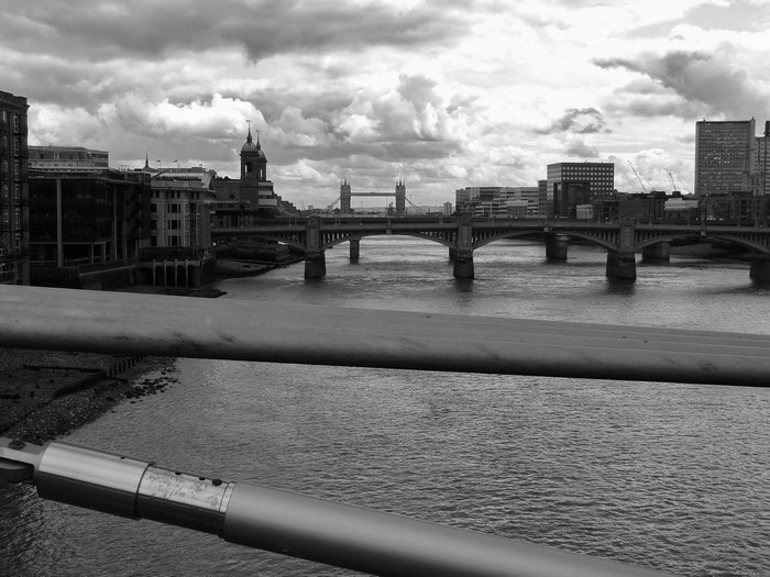 скайлайн london millenium bridge