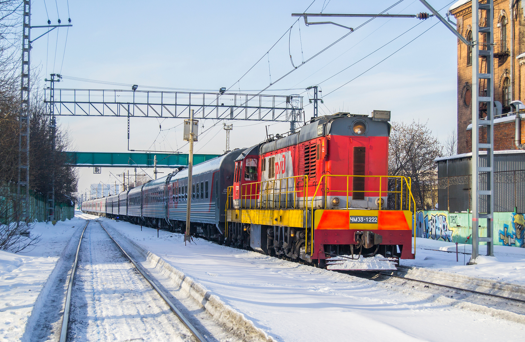 Маневровый тепловоз ЧМЭ3-1222 ЧМЭ3 Железная дорога Тепловозы