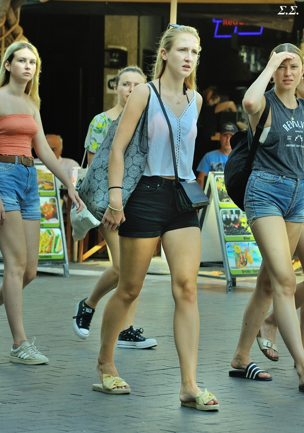 MARCHING TOURISTS 