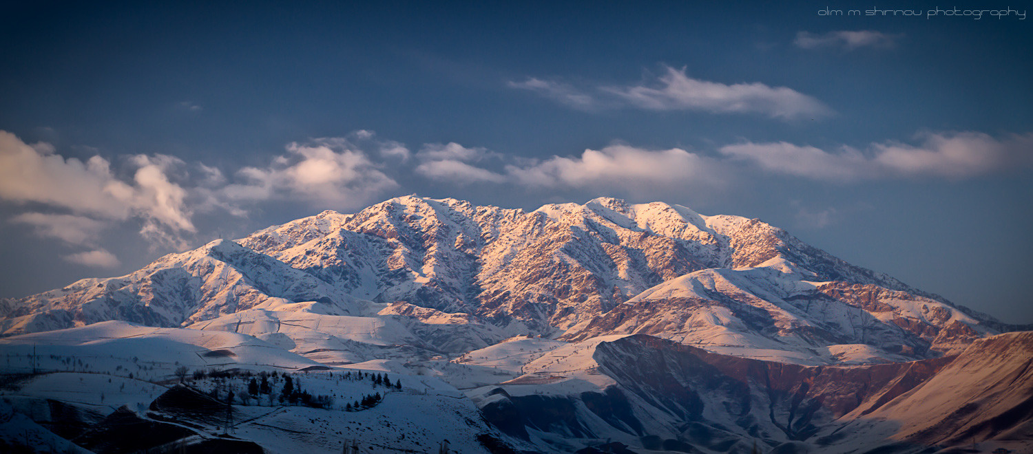 А-ля Paramount Pictures mountans, sunsen, snow
