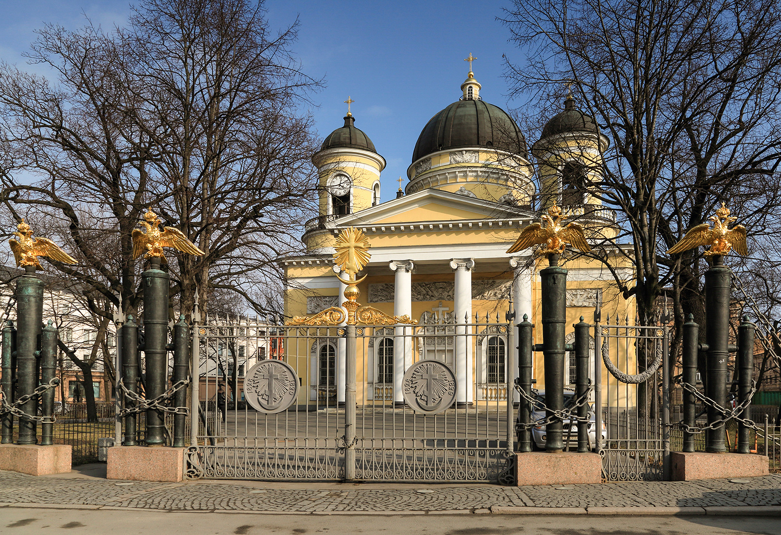 Храм всей гвардии Санкт-Петербург Спасо-Преображенский собор весна храм