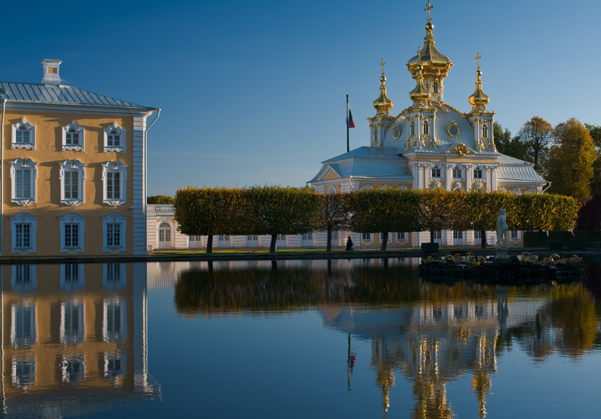 Slanting crystal clear light Peterhof