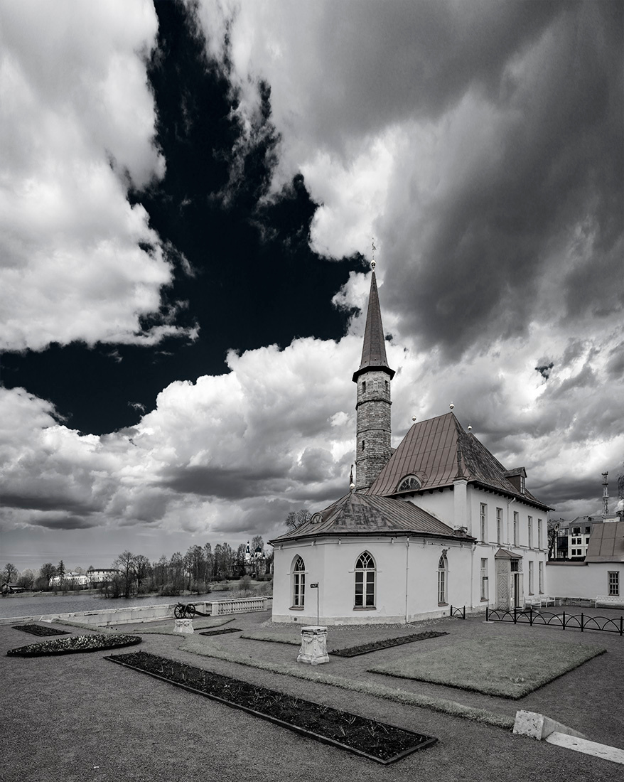 Приоратский замок 