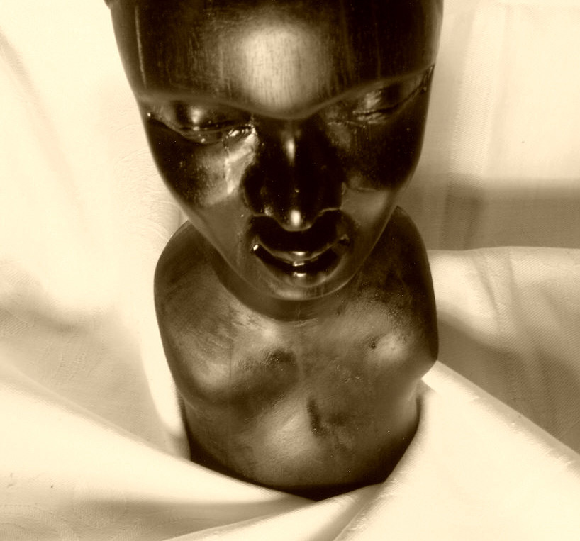 das vOODOo Model/ (SilenceDreaming) Voodoo Model