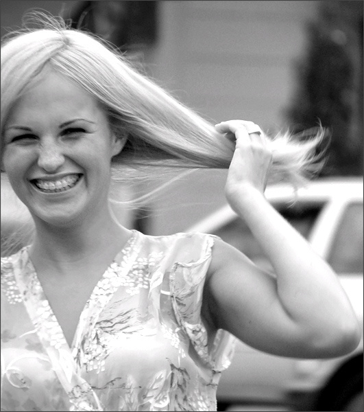 Елена Елена
