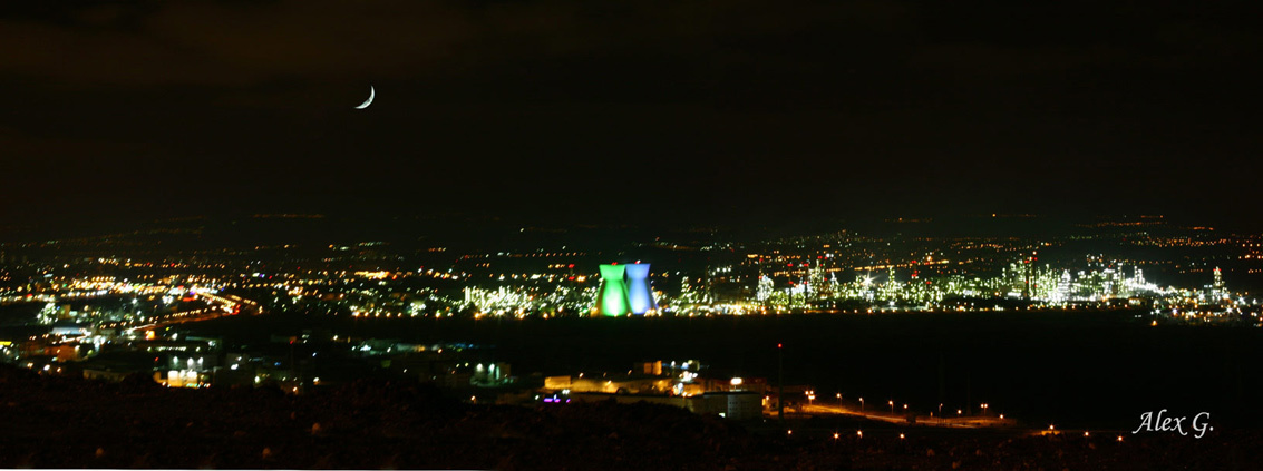 Haifa at night 