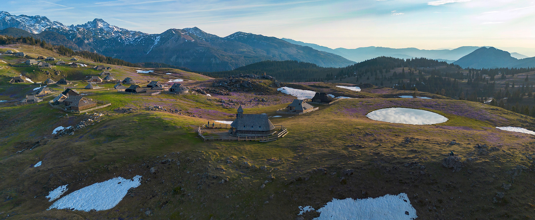 Весна в Альпах словения велика планина альпы alps slovenia velika planina dji