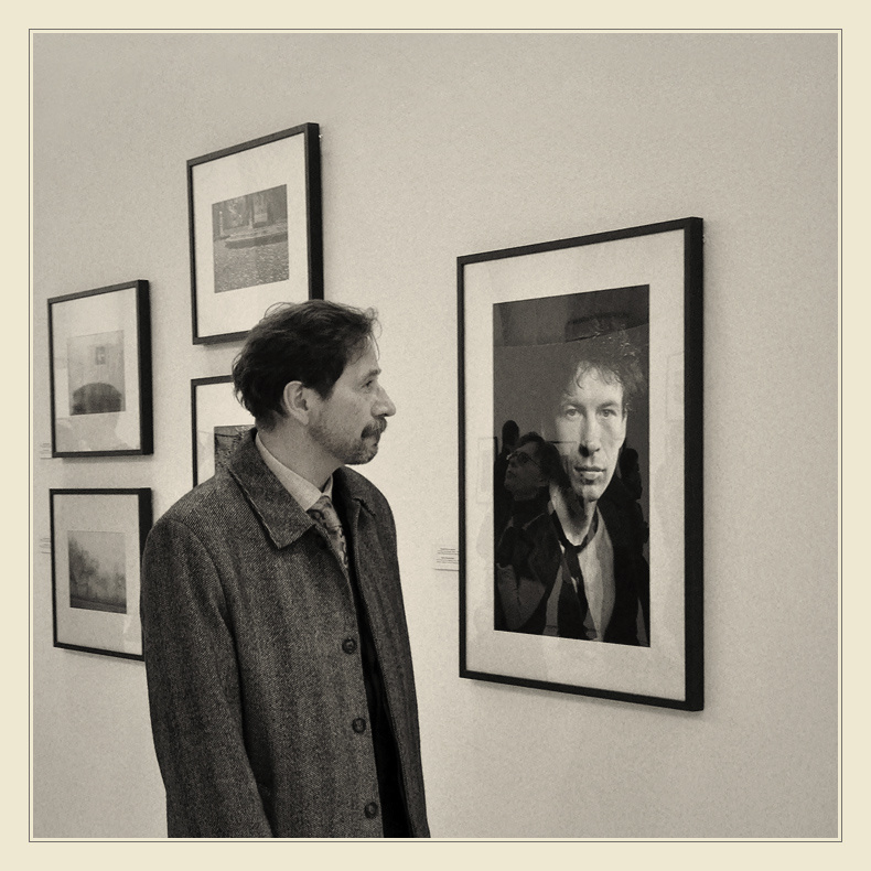 Зеркало Фотобиеннале 2010, Манеж, пасьянс, парные, копии, игра, люди