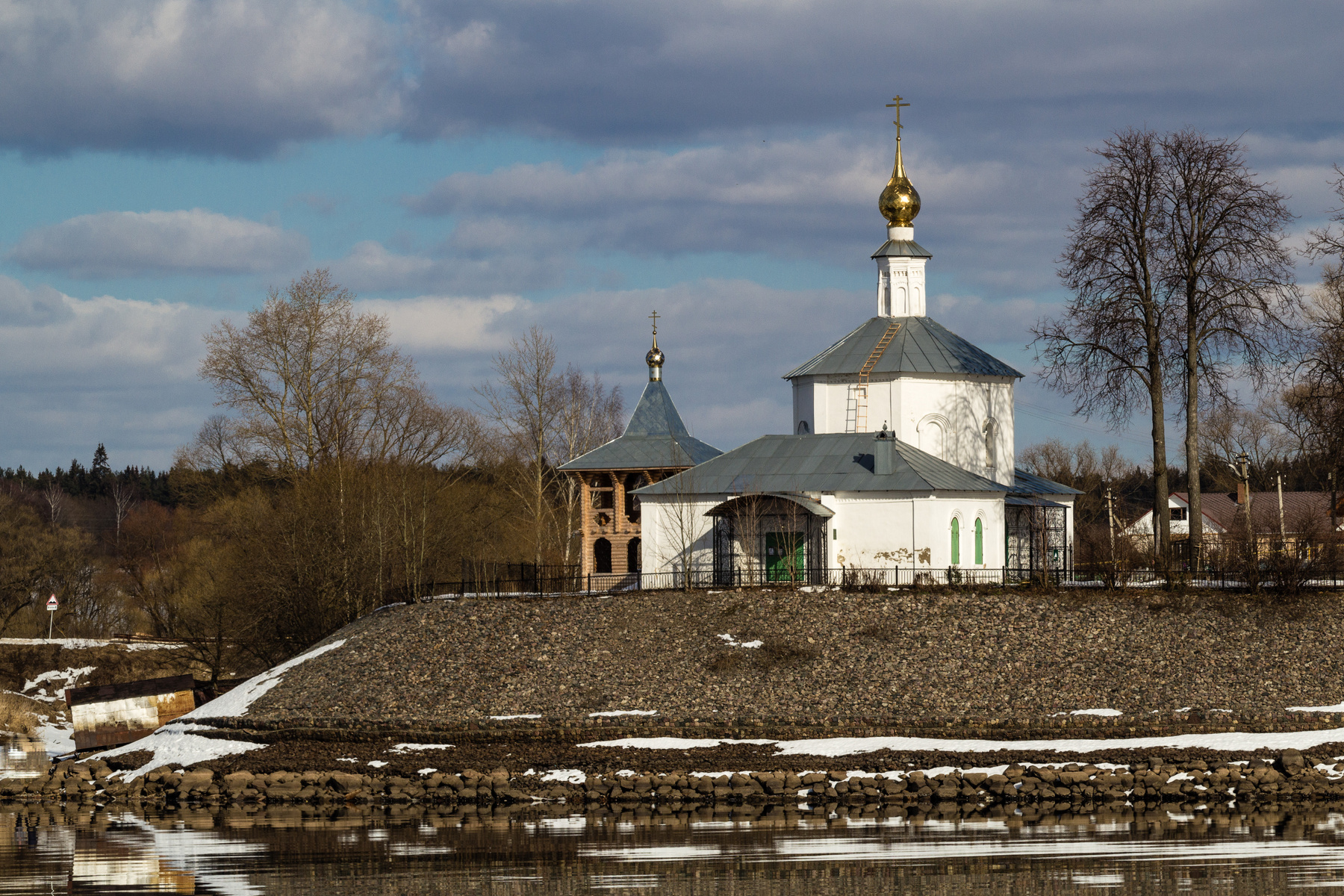 *** церковь Илии Пророка Золоторучье весна