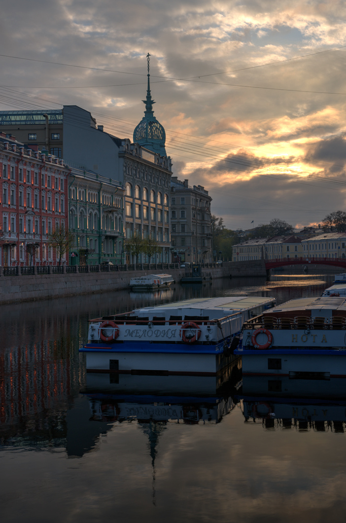 Vagaries of Natural Light Petersburg